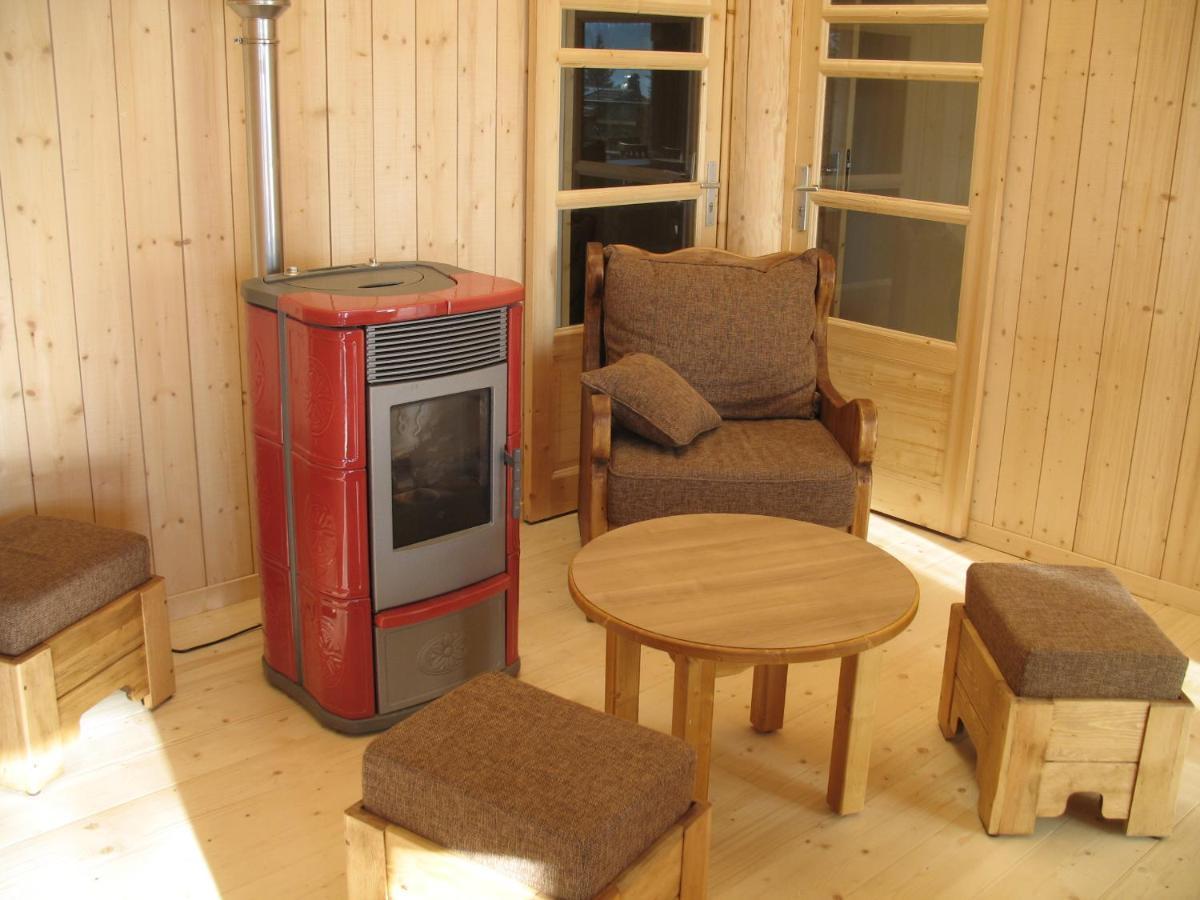 NanchezLes Loges Du Jura 4 Etoiles公寓 外观 照片